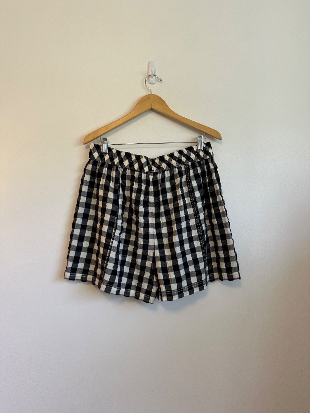 NWT Free People Get Free Seersucker Pull On Shorts in Black and White | Size XL - Picture 8 of 11